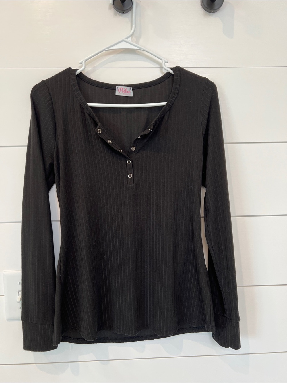 Pulse Black Ribbed Snap-Front Long Sleeve Top